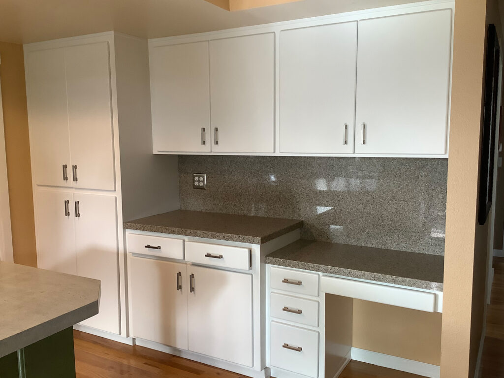 cabinet repainting services