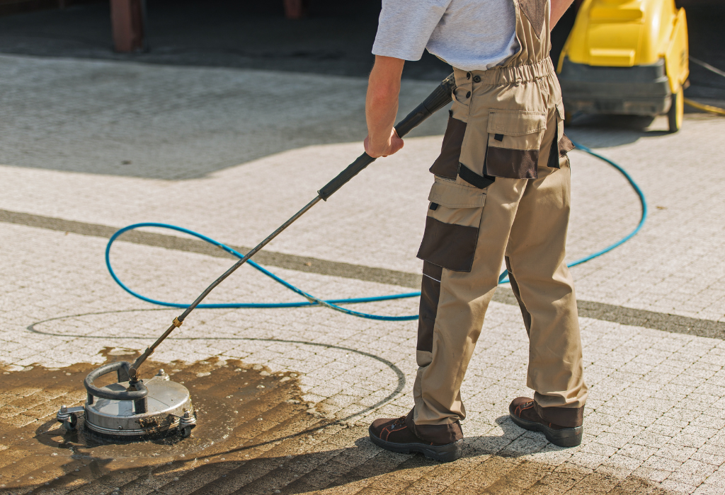 Driveway & Sidewalk Cleaning​